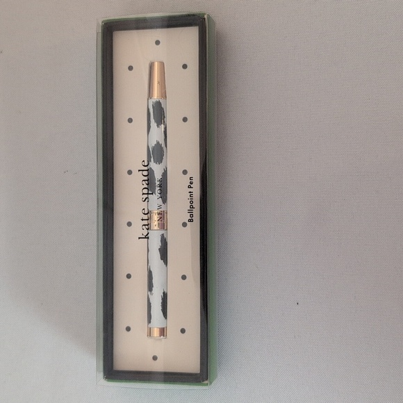 Kate Spade New York Modern Leopard Ballpoint Pen with Gold Details NWT - Picture 3 of 4